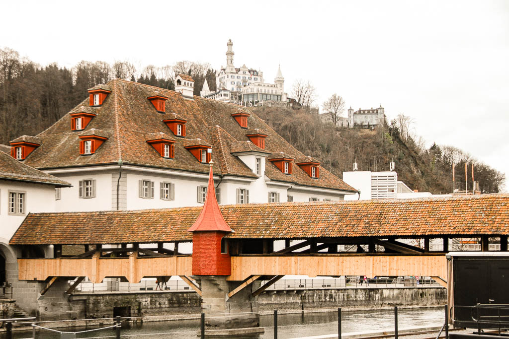 Lucerna Suica amamosviajar 30