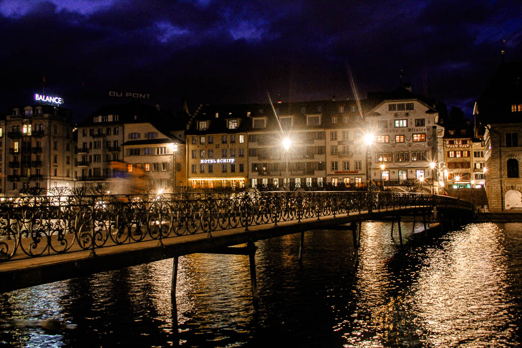 Lucerna Suica amamosviajar 66