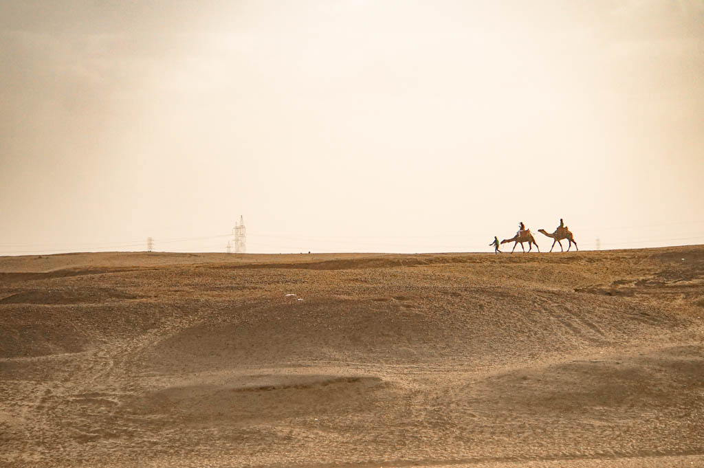 A surreal Pirâmide de Quéfren, A Esfinge e as Pirâmides do Egito, Pirâmides de Gizé, Cairo