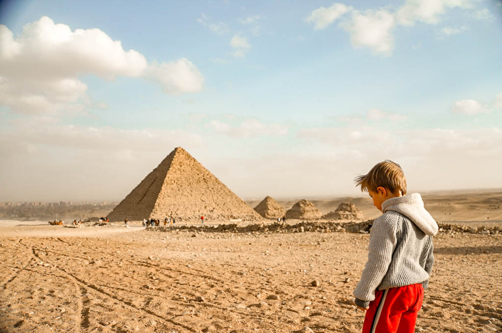 A Esfinge e as Pirâmides do Egito, Pirâmides de Gizé, Cairo