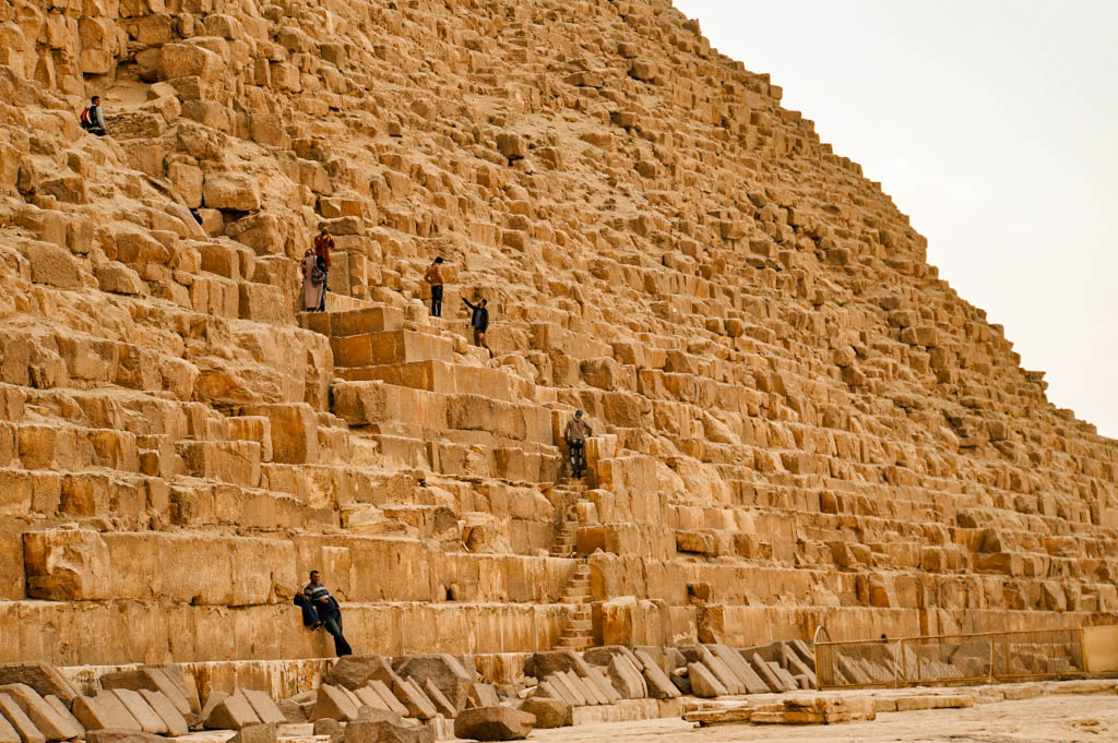 A Esfinge e as Pirâmides do Egito, Pirâmides de Gizé, Cairo